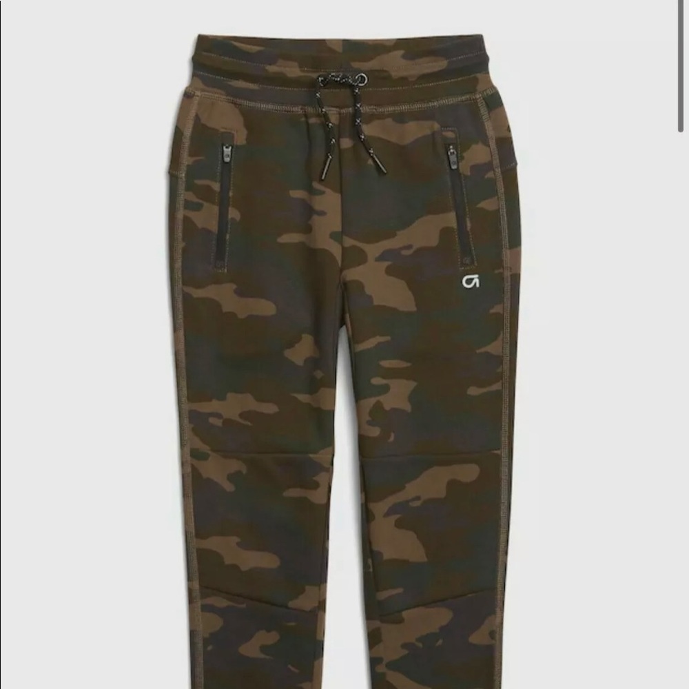 Boys camouflage sweatpants